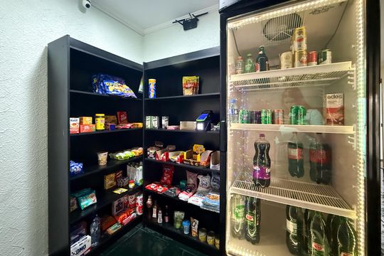 Mercadinho  de apartamento à venda com 2 quartos, 63m² em Sacoma, São Paulo