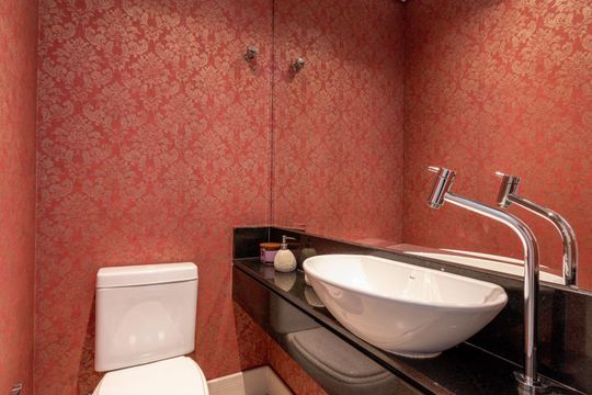 Lavabo de apartamento para alugar com 3 quartos, 137m² em Vila Morumbi, São Paulo