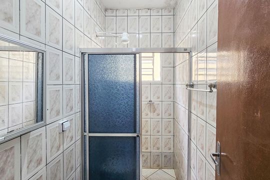 Banheiro de casa para alugar com 2 quartos, 160m² em Novo Osasco, Osasco