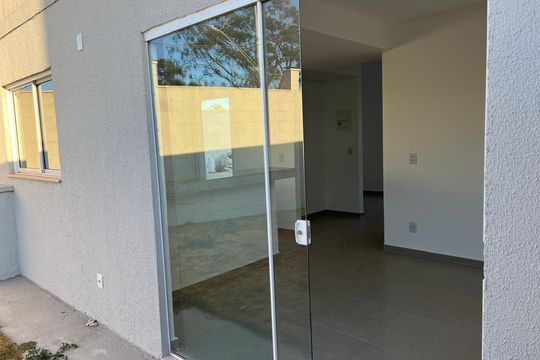 Casa de Condomínio para alugar com 3 quartos, 81m² em Granja Marileusa, Uberlândia