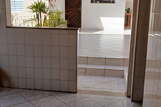 Casa à venda com 5 quartos, 385m² em Vila Sao Francisco (Zona Leste), São Paulo