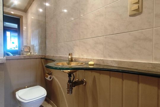 Banheiro de apartamento à venda com 3 quartos, 152m² em Icaraí, Niterói