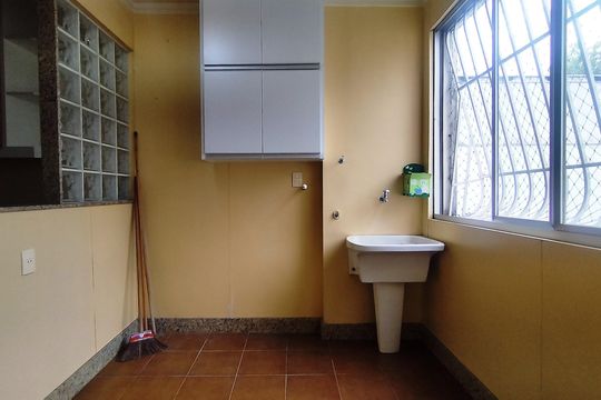 Área de serviço de apartamento à venda com 3 quartos, 152m² em Icaraí, Niterói