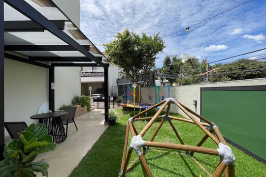 Área comum de casa de condomínio à venda com 3 quartos, 136m² em Caxingui, São Paulo