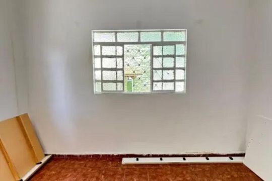 Casa à venda com 4 quartos, 360m² em Horto, Belo Horizonte