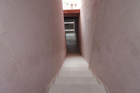 Escada para a garagem de casa à venda com 3 quartos, 80m² em Jardim Santo Alberto, Santo André