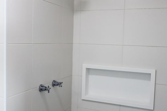 Banheiro de apartamento para alugar com 1 quarto, 38m² em Centro, Osasco