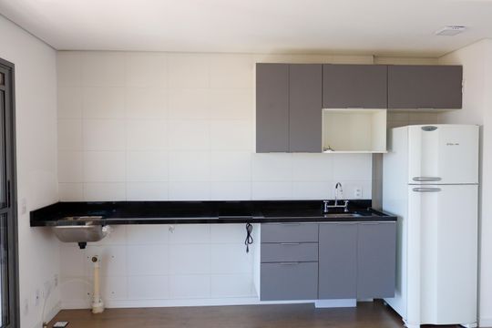 Cozinha de apartamento para alugar com 1 quarto, 38m² em Centro, Osasco