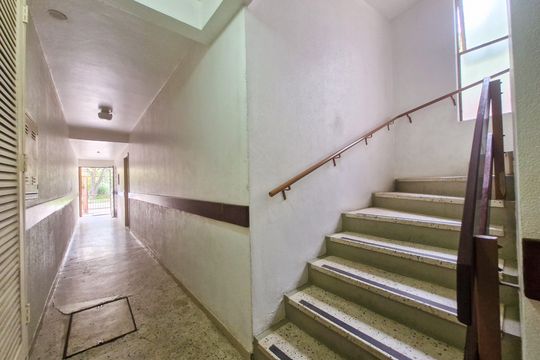 Hall de entrada de apartamento à venda com 2 quartos, 70m² em Santana, Porto Alegre