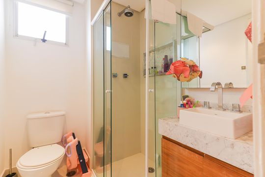 Banheiro Social de apartamento à venda com 3 quartos, 233m² em Cidade São Francisco, São Paulo