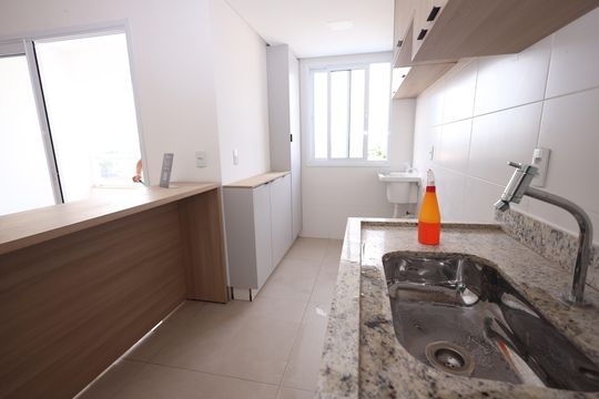 Cozinha de apartamento para alugar com 2 quartos, 58m² em Vila Lucy, Goiânia