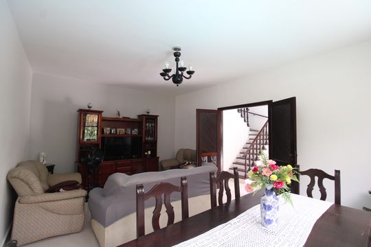 Sala de casa de condomínio à venda com 4 quartos, 1500m² em Pechincha, Rio de Janeiro
