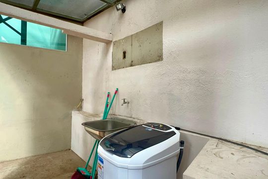Área de Serviço de casa à venda com 2 quartos, 110m² em Vila Madalena, São Paulo