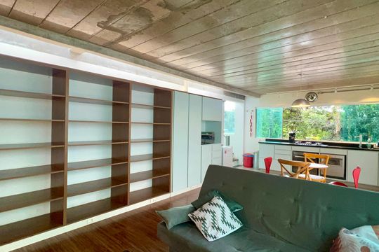 Sala de casa à venda com 2 quartos, 110m² em Vila Madalena, São Paulo