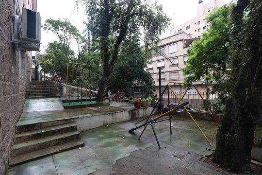 Área comum - Playground de apartamento à venda com 3 quartos, 77m² em Rio Branco, Porto Alegre