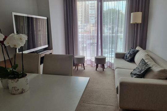 Apartamento à venda com 2 quartos, 72m² em Cambuí, Campinas