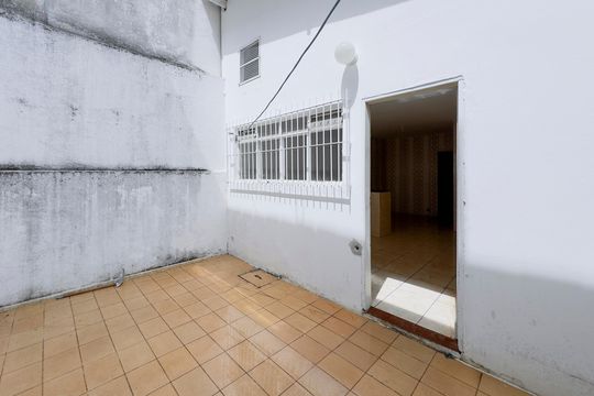 Cozinha / Lavanderia de casa para alugar com 2 quartos, 197m² em Vila Santos, São José dos Campos