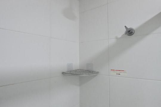 Banheiro social de apartamento à venda com 2 quartos, 62m² em Jardim Parque Morumbi, São Paulo