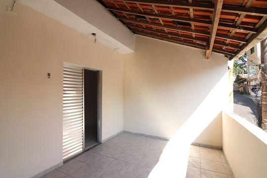 Varanda  de casa para alugar com 3 quartos, 220m² em Montanhão, São Bernardo do Campo