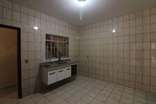 Cozinha de casa para alugar com 3 quartos, 220m² em Montanhão, São Bernardo do Campo