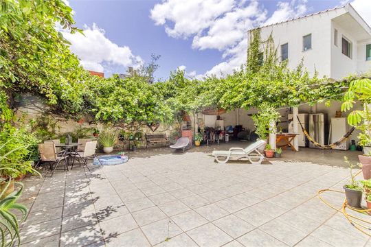 Casa à venda com 3 quartos, 209m² em Vila Mariana, São Paulo