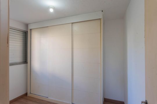 Quarto 1 de apartamento para alugar com 2 quartos, 41m² em Loteamento Parque São Martinho, Campinas