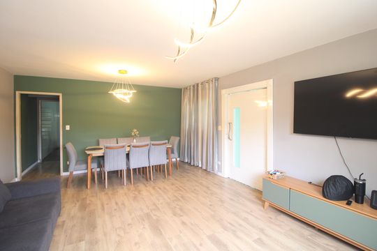 Casa à venda com 3 quartos, 125m² em Vila Marari, São Paulo