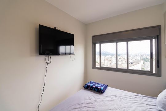 Suíte  de apartamento à venda com 2 quartos, 64m² em Parada Inglesa, São Paulo