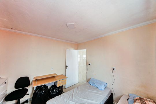 Quarto 1 de casa para alugar com 2 quartos, 125m² em Jardim Elba, São Paulo
