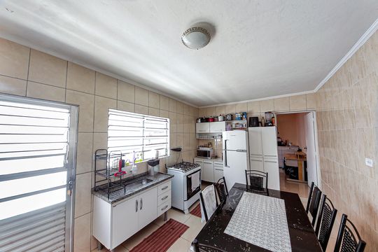 Cozinha de casa para alugar com 2 quartos, 125m² em Jardim Elba, São Paulo