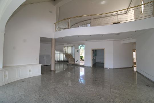 Sala de casa para alugar com 4 quartos, 700m² em Jardim Franca, São Paulo