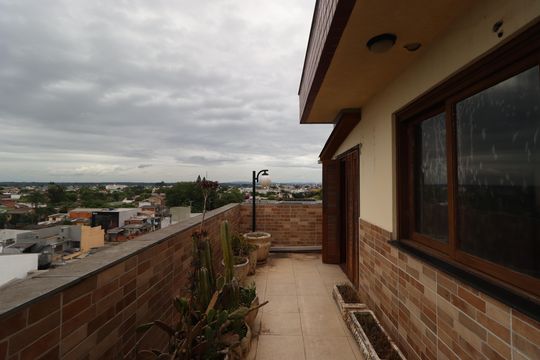 Sacada de apartamento para alugar com 2 quartos, 140m² em Sarandi, Porto Alegre