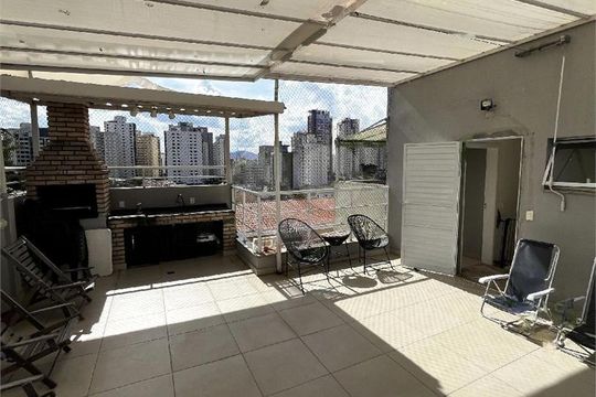 Casa à venda com 3 quartos, 242m² em Chora Menino, São Paulo