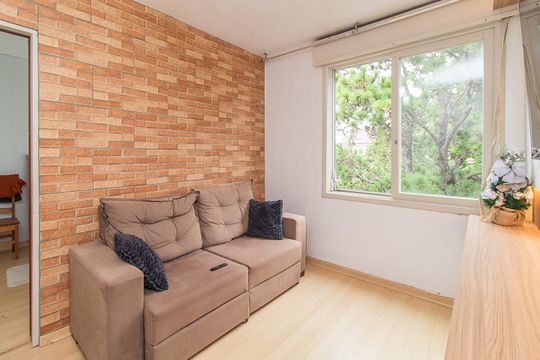 Sala de apartamento à venda com 1 quarto, 42m² em Cavalhada, Porto Alegre