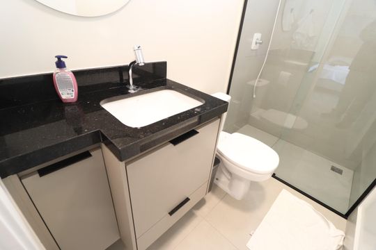 Banheiro Social de apartamento para alugar com 2 quartos, 70m² em Tibery, Uberlândia