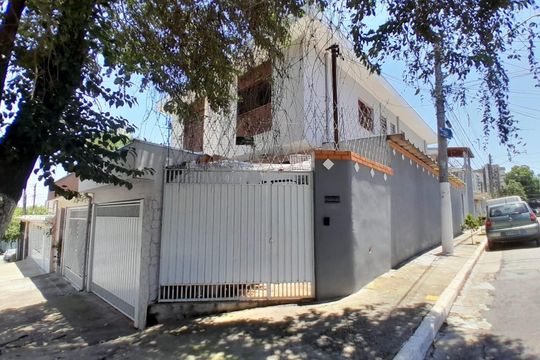 Casa à venda com 3 quartos, 190m² em Vila Congonhas, São Paulo