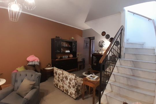 Casa à venda com 3 quartos, 122m² em Bosque da Saúde, São Paulo