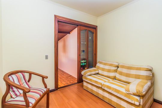 Casa para alugar com 3 quartos, 243m² em Menino Deus, Porto Alegre