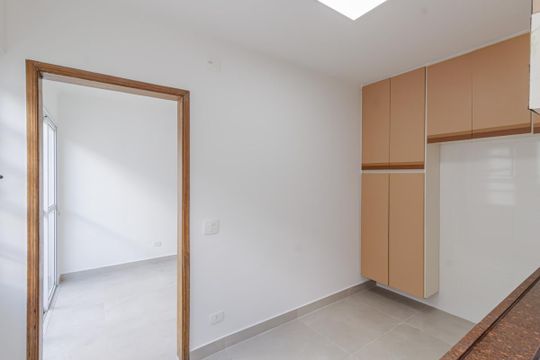 Cozinha de casa de condomínio para alugar com 3 quartos, 150m² em Vila da Saúde, São Paulo