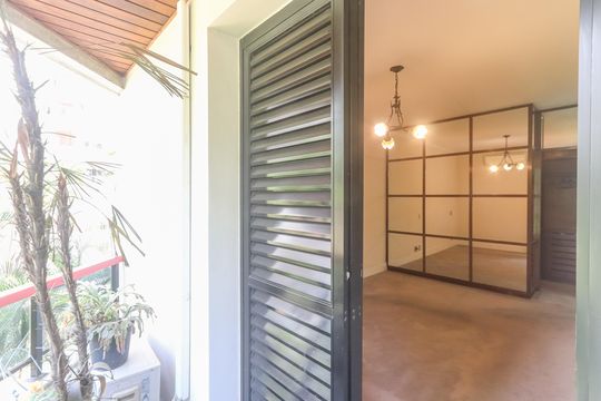 Suíte 3 de apartamento à venda com 5 quartos, 182m² em Itaim Bibi, São Paulo