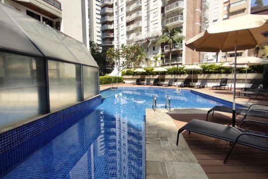 Área comum - Piscina de apartamento à venda com 5 quartos, 182m² em Itaim Bibi, São Paulo