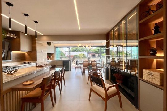 Apartamento à venda com 3 quartos, 228m² em Jardim Brasil, Campinas