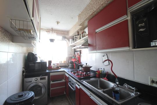 Cozinha de apartamento à venda com 2 quartos, 45m² em Anil, Rio de Janeiro