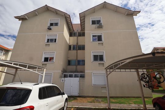 Fachada do bloco de apartamento à venda com 2 quartos, 50m² em Mato Grande, Canoas