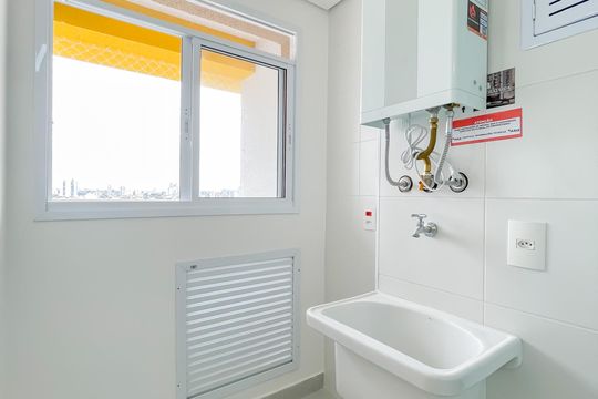 Área de Serviço de apartamento para alugar com 2 quartos, 50m² em Vila Osasco, Osasco