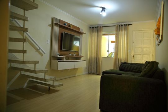 Casa à venda com 2 quartos, 96m² em Santa Terezinha, São Bernardo do Campo
