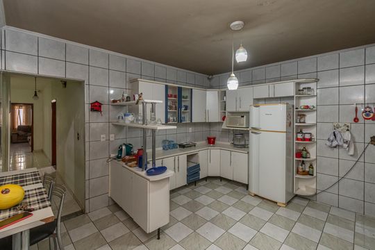 Cozinha  de casa à venda com 2 quartos, 120m² em Vila Carlota, Sumaré