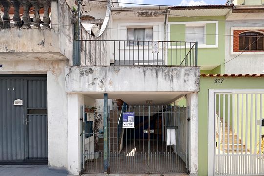 Fachada de casa à venda com 3 quartos, 95m² em Vila Dayse, São Bernardo do Campo