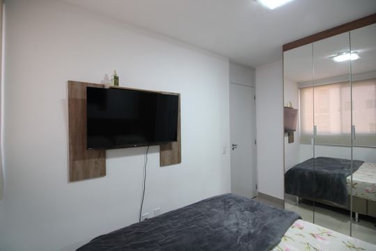 Quarto 2 de apartamento para alugar com 2 quartos, 45m² em Taquara, Rio de Janeiro