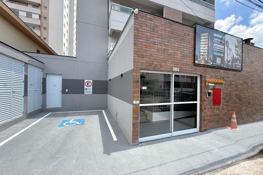 Fachada  de kitnet/studio para alugar com 1 quarto, 25m² em Itaim Bibi, São Paulo